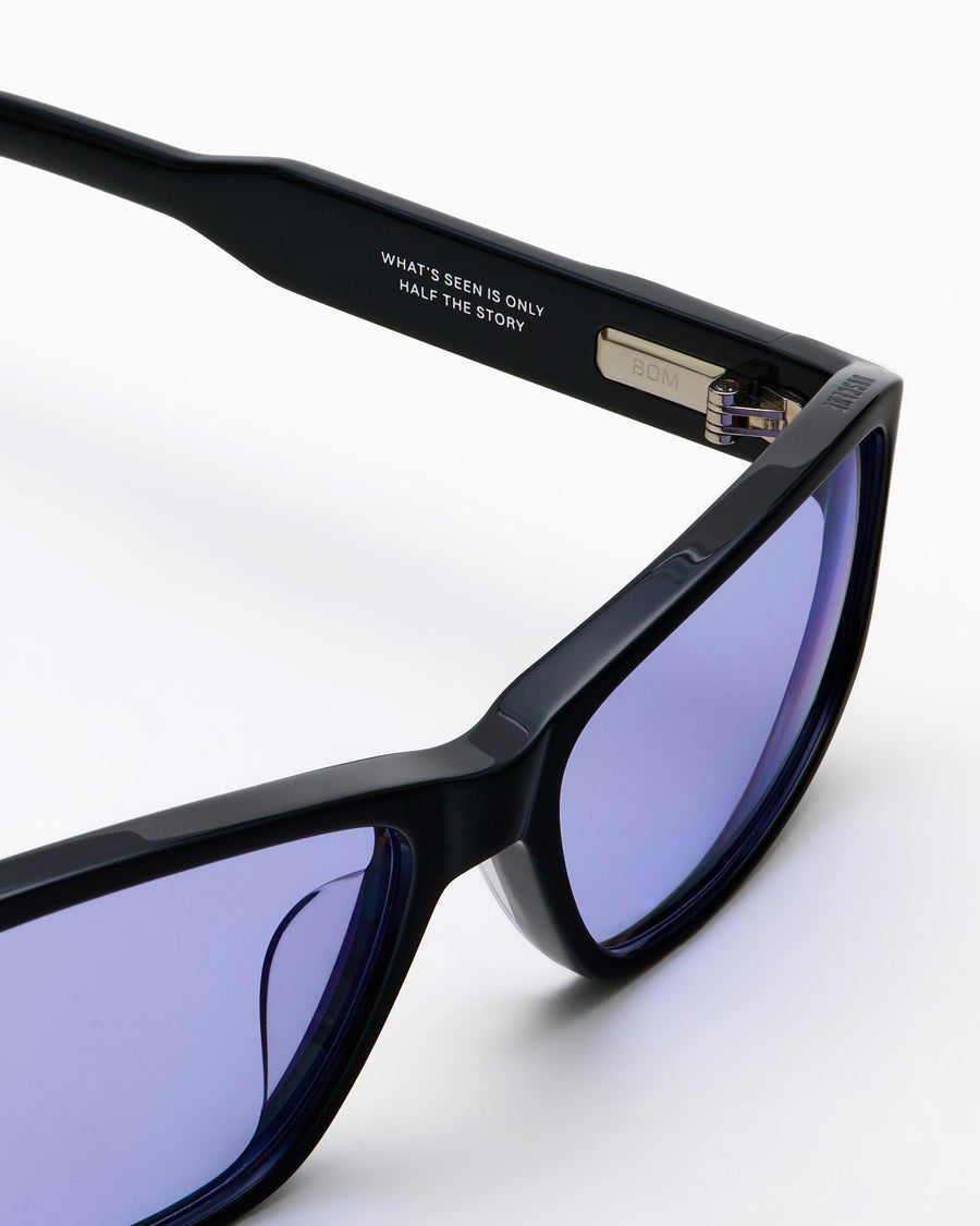 Velo black wraparound sunglasses with purple lens – Unscene