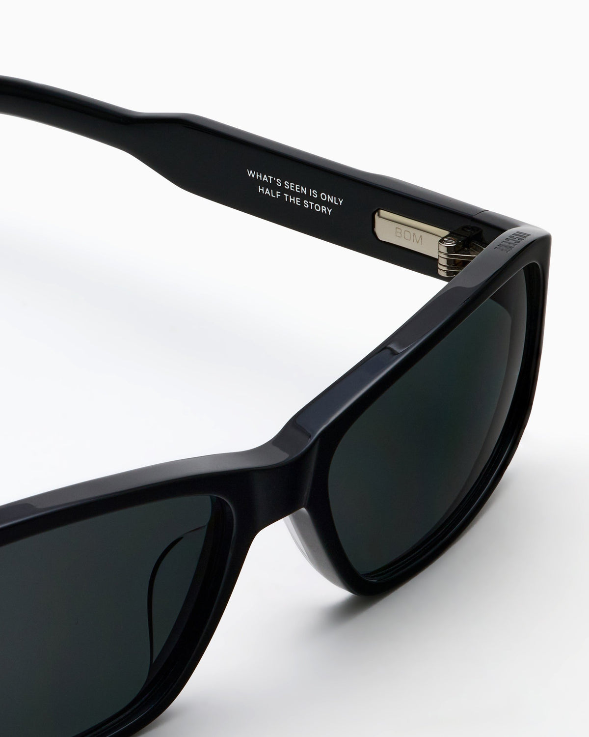 Velo black wraparound sunglasses with black lens – Unscene