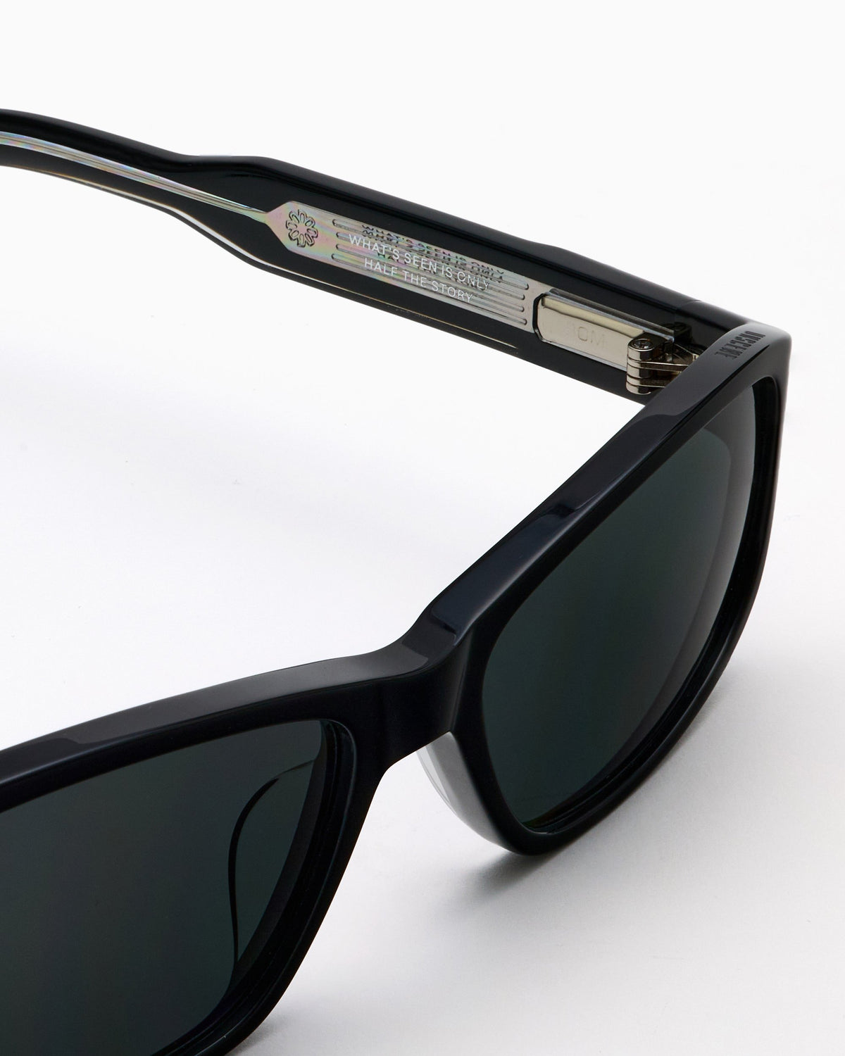 Velo black shell wraparound sunglasses with black lens – Unscene