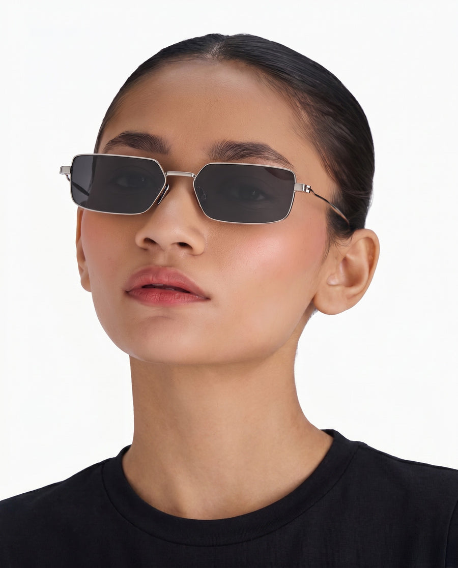sheer_silver_s_black image 4